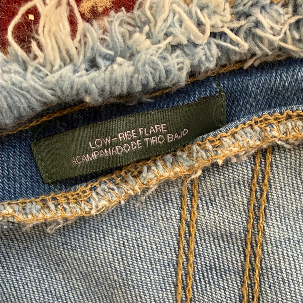 wild fable Flare jeans with frayed details - Picture 3 of 5